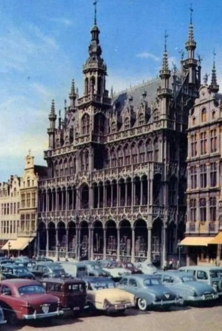 Grand’Place, années 60 © Photo d’archive Grand’Place, années 60 © Photo d’archive